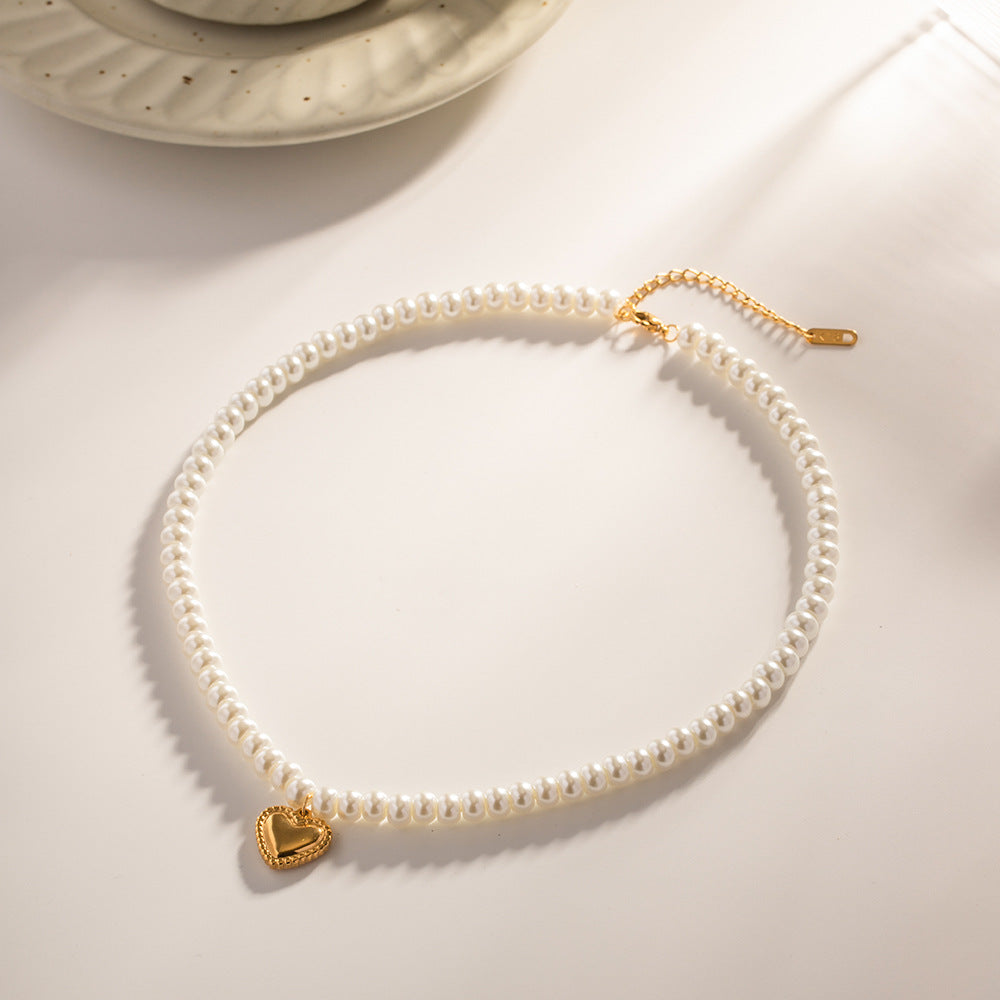 18k Gold Exquisite Noble Pearl and Heart Pendant Design Versatile Necklace