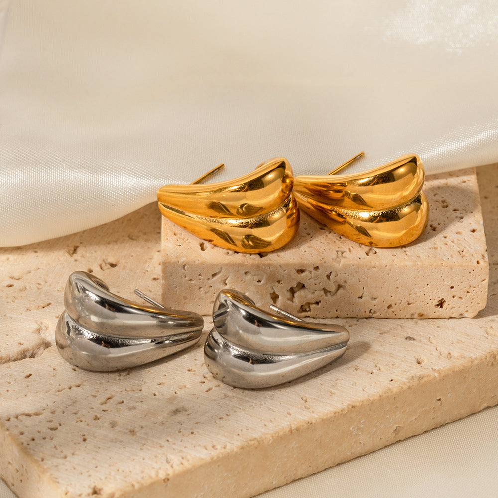 18k Gold Noble Fashion C Shape Double Line Design Earrings