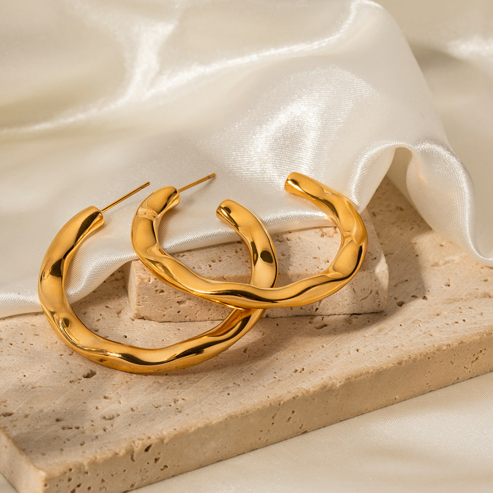 18K Gold Trendy Hammer Design Earrings